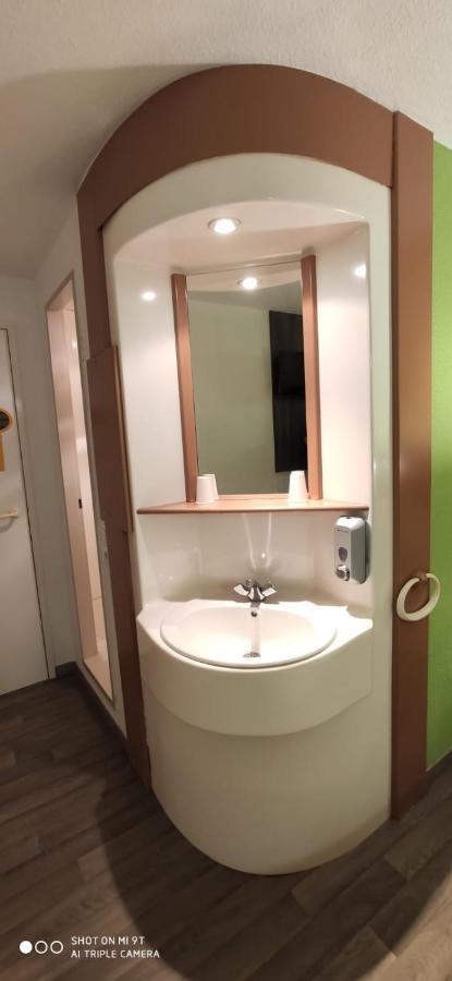 Glisy Hotel Dış mekan fotoğraf
